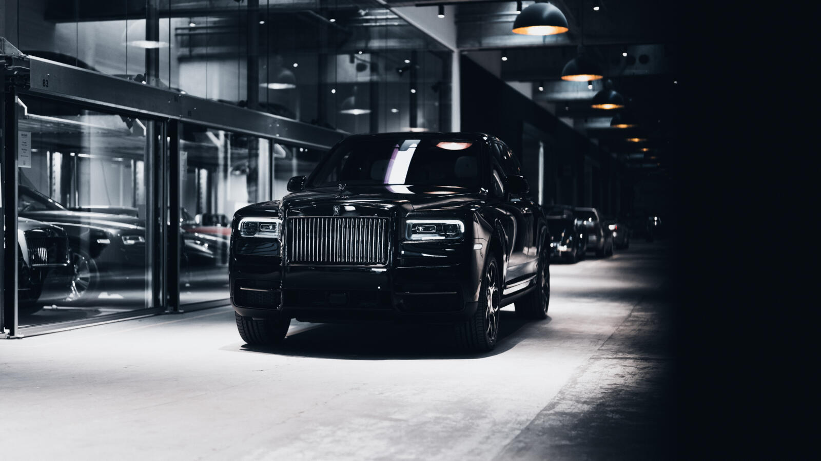 Rolls-Royce Cullinan black badge rullende